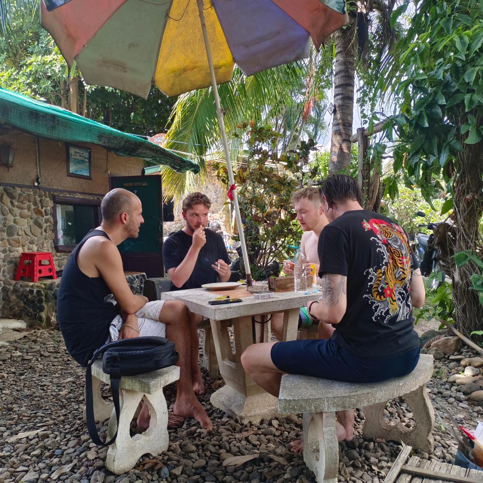 Sunny Tayai Hostel 拜县 外观 照片